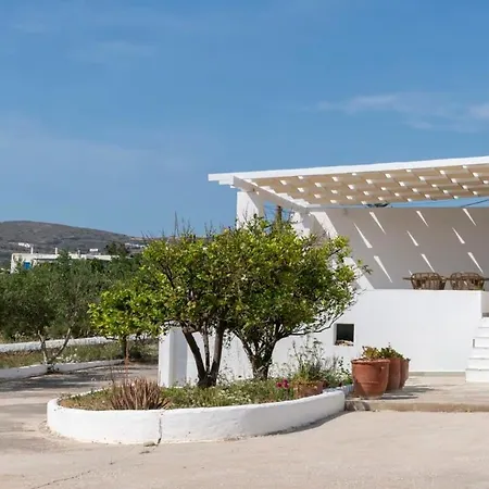 Theodora's Family Holiday home